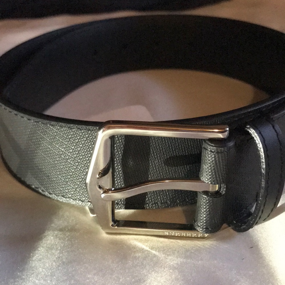 BURBERRY New London Check Belt